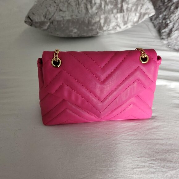 Pink Quilted Crossbody Bag NWOT - Picture 3 of 13